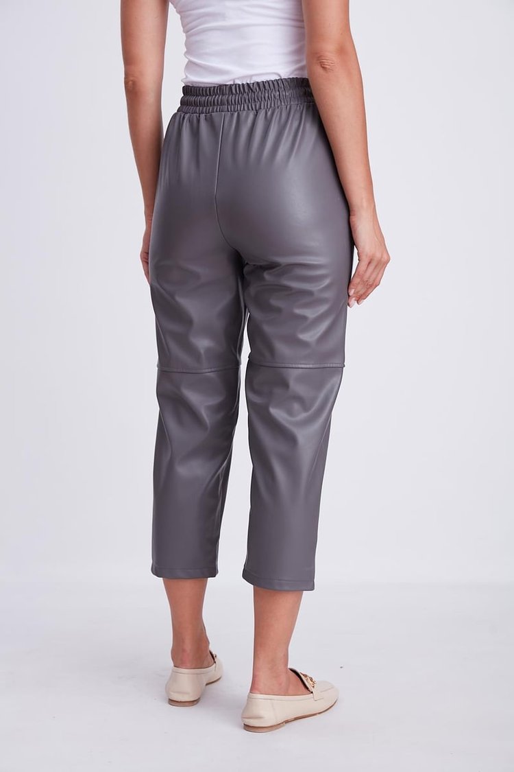 FAUXY CROPPED PANTS