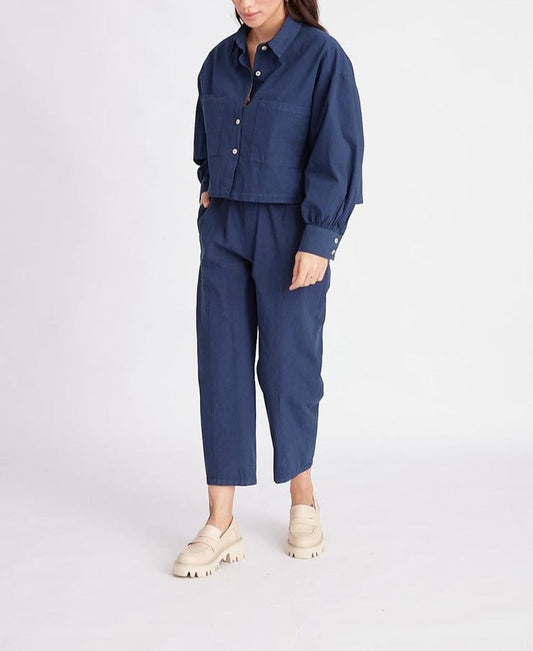 ABBY NAVY CROPPED SHIRT